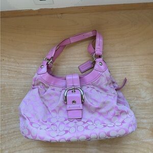 Coach Pink Designer Women's Bag
Like new, hardly use